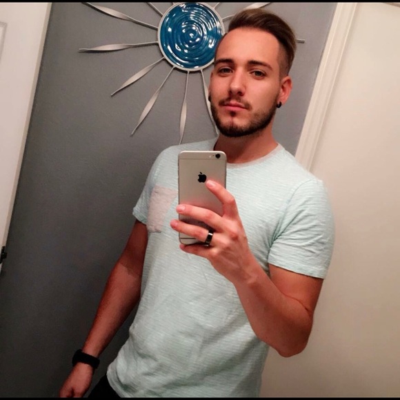 Meet your Posher, Scott - Picture 1 of 1